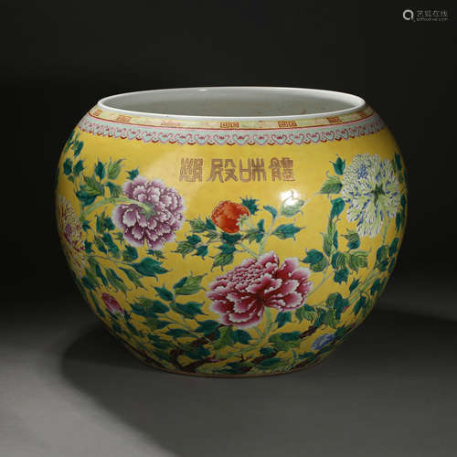 Qing Dynasty of China,Multicolored Flower Large Jar