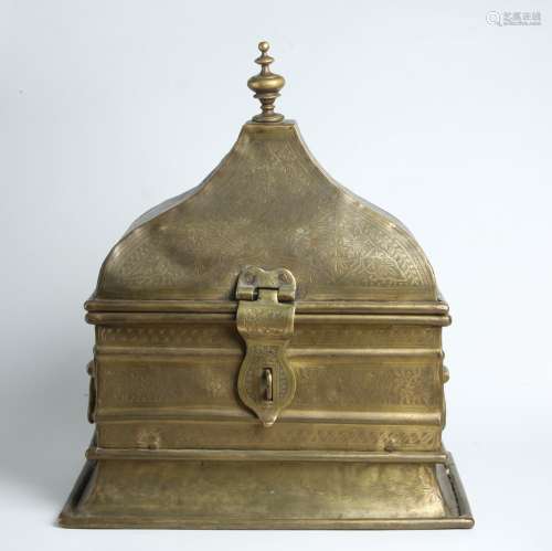 元 銅鎏金鏨刻蓋箱