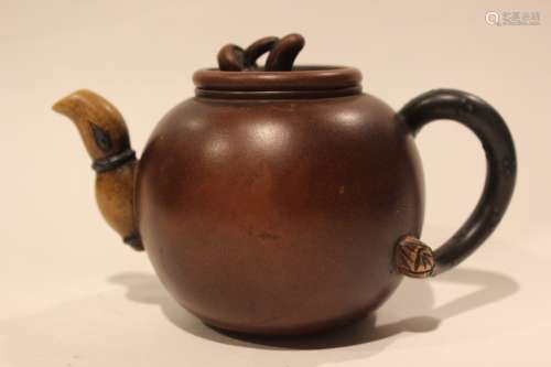 Chinese Yixing Zisha Teapot,Mark