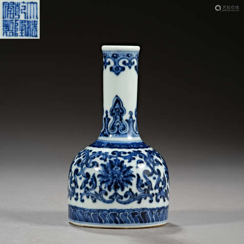 Qing Dynasty of China,Blue and White Bottle