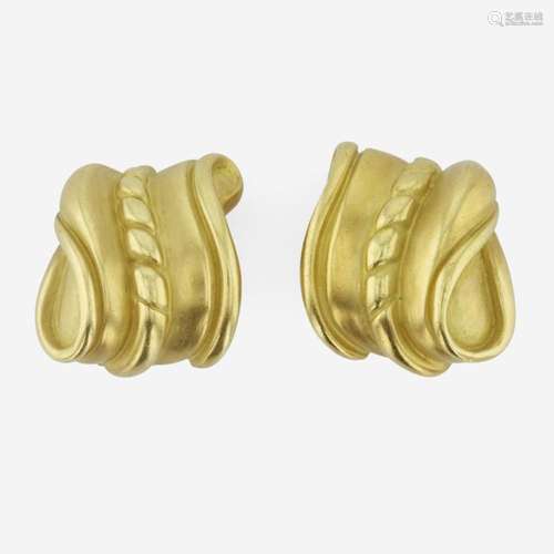 A pair of 18K yellow gold ear clips, Barry Kieselstein-Cord ...