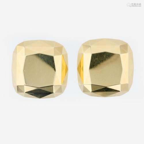 A pair of 18K yellow gold ear clips, Tiffany & Co. Elsa ...