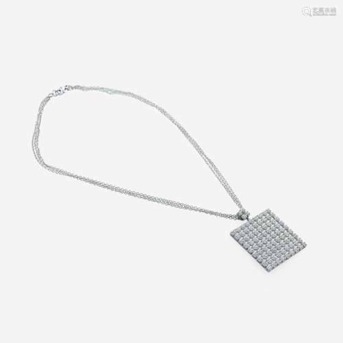 A contemporary 18K white gold and diamond necklace