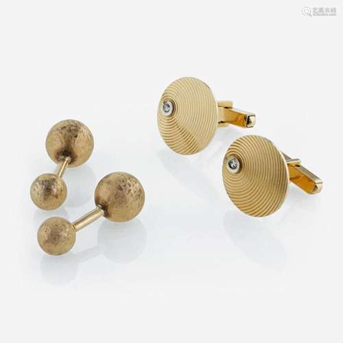 Two pairs of 14K yellow gold cufflinks