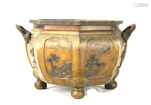 Fine Chinese Bronze Octagonal Planter