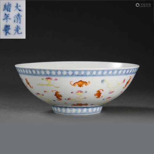CHINESE QING DYNASTY FAMILLE ROSE BOWL
