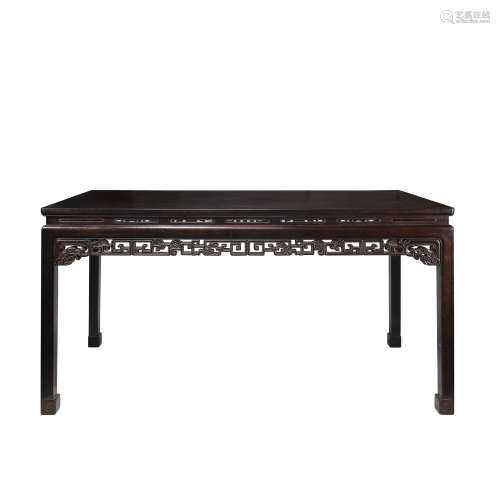 CHINESE QING DYNASTY RED SANDALWOOD TABLE
