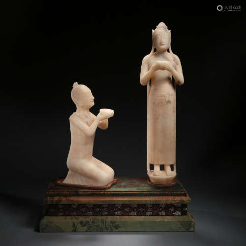 A GROUP OF CHINESE TANG DYNASTY HAN WHITE MARBLE FIGURINES