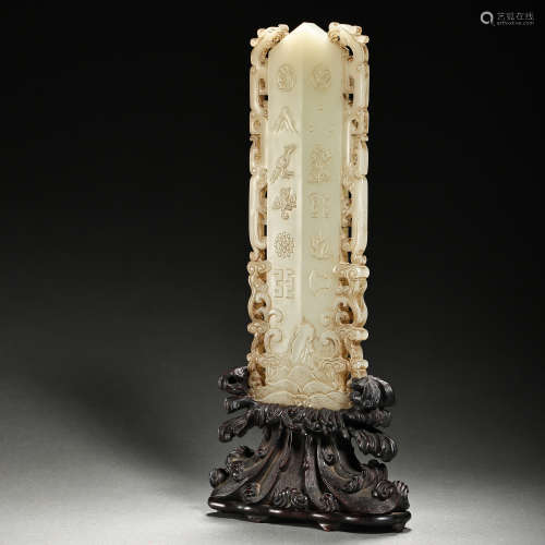 CHINESE QING DYNASTY HETIAN JADE ORNAMENT