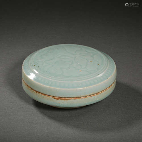 CHINESE SOUTHERN SONG DYNASTY HUTIAN WARE GREEN GLAZE POWDER...