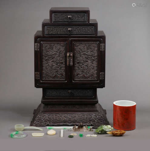 CHINESE QING DYNASTY ROSEWOOD MULTI-TREASURE CABINET