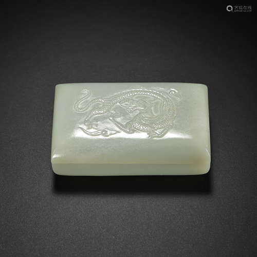 CHINESE QING DYNASTY HETIAN JADE POWDER BOX