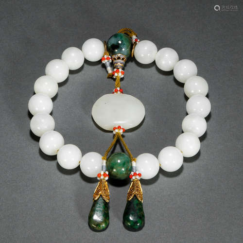 Qing Dynasty Hetian jade bracelets