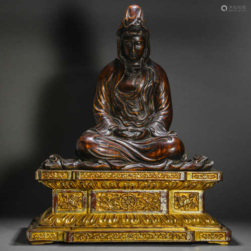 Guanyin Bodhisattva Seated Statue, Qing Dynasty