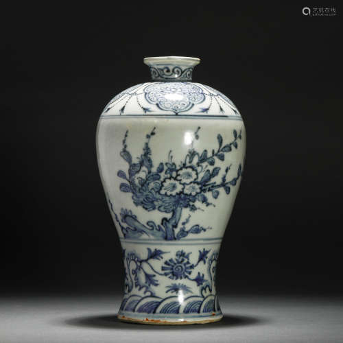 Ming blue and white flower plum vase