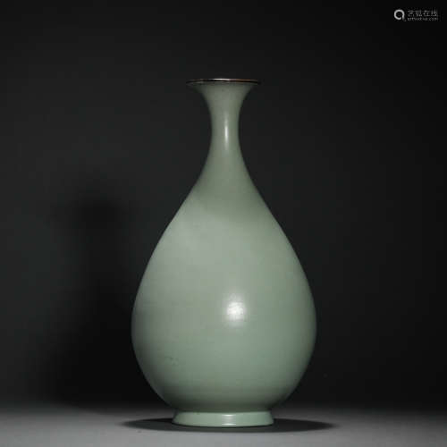 Song Dynasty official ware celadon pot