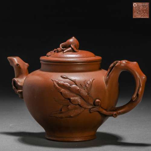 Qing Dynasty purple sand flower and animal pattern pot