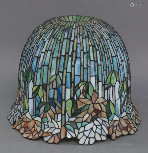 A Tiffany style lamp shade, produced by La Galerie du Vitrai...