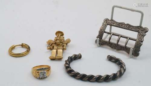 A small group of miscellaneous jewellery and silver, to incl...
