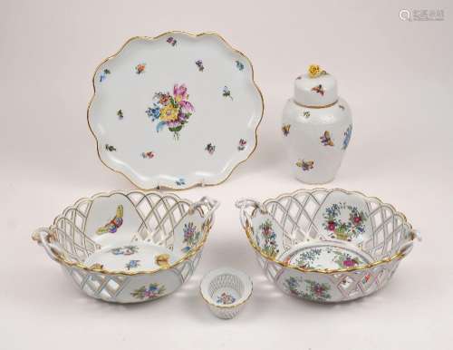 A group of Herend porcelain, 20th century, to include: a Que...