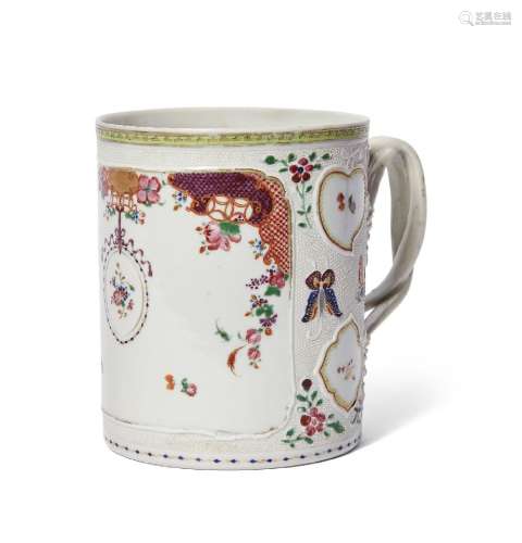 A Chinese export porcelain famille rose tankard, 18th centur...