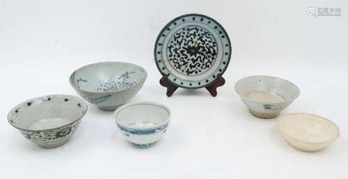 Five Chinese bowls and a dish, Song - Qing dynasty, comprisi...