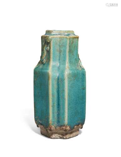 A Chinese pottery monochrome turquoise-glazed `lizard` vase,...