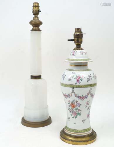 A Chinese vase and cover table lamp, 20th century, decorated...