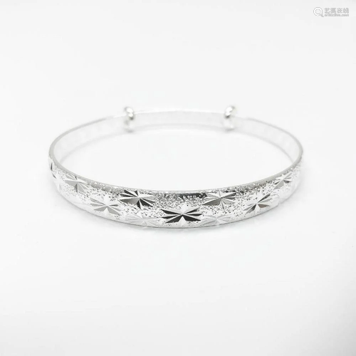 Asian Tibetan Silver Clover Bangle