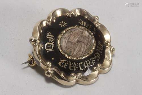 Victorian Gold Cased Enamel Mourning Brooch,