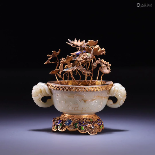 A Superb Hetian Jade Gilt Filigree-Inlaid Elephant-Handled &...