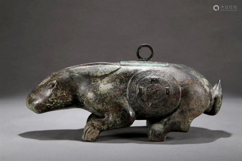 A Bronze Hare-Form Jar