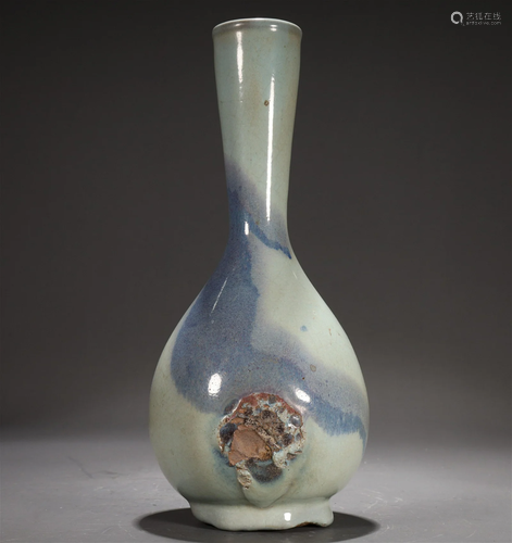 A Jun Porcelain Gallbladder-Form Vase