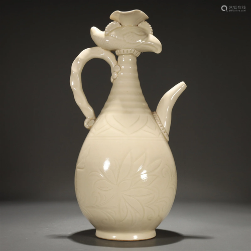 A Dingyao Incised 'Flower' Cock-Topped Ewer