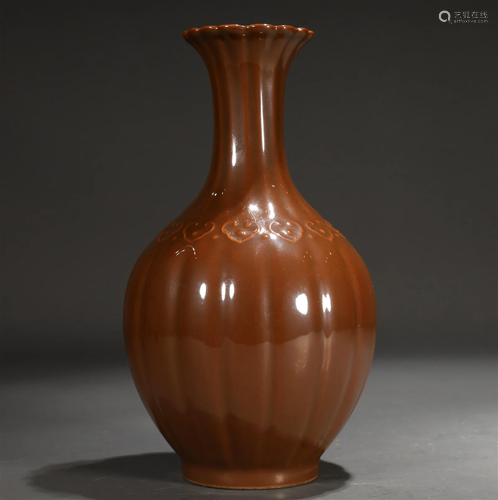 An Aubergine-Glazed Melon-Ridged Vase