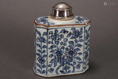 Chinese Early Qing Dynasty Blue and White