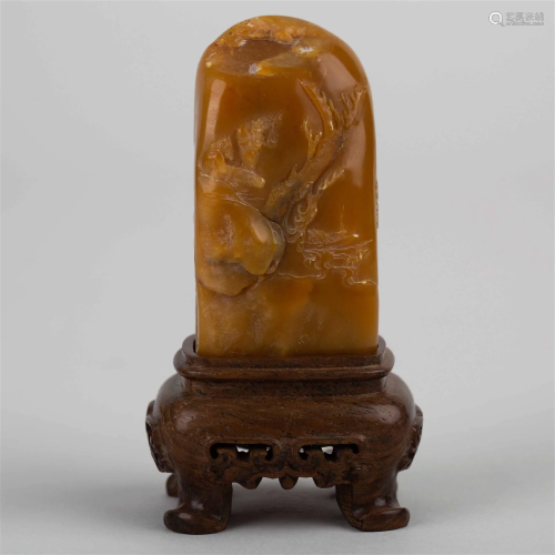 Tian huang thinly carved ornament
