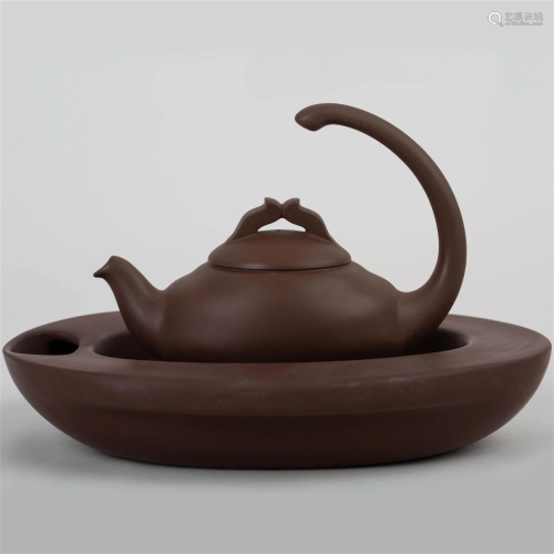 Yixing Zisha teapot with base, with mark