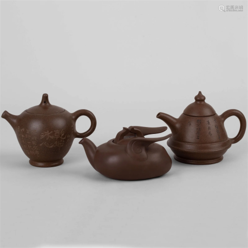 A set of Yixing Zisha teapot with mark