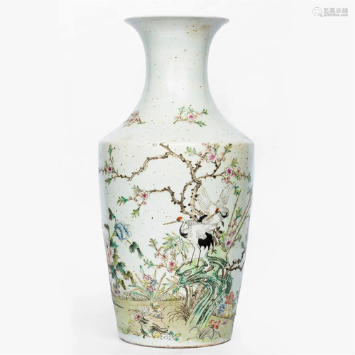 FLOWER AND BIRDS VASE, REPUBLIC OF CHINA