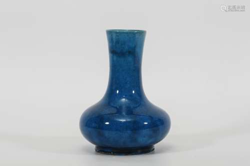 清早期 孔雀藍釉荸薺瓶