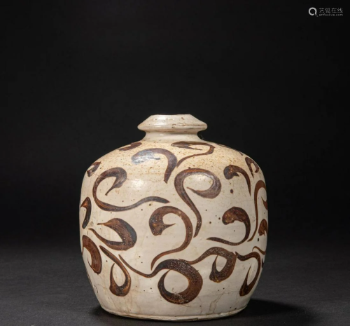 Song Dynasty, Cizhou Kiln White Ground Black Flower Bottle