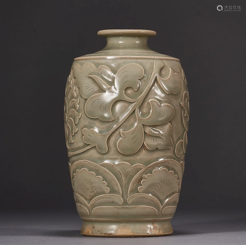 Song Dynasty of China, Celadon Flower Bottle