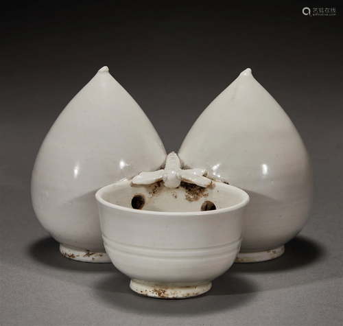 Song Dynasty of China,Ding Kiln Peach-Shaped Bottle