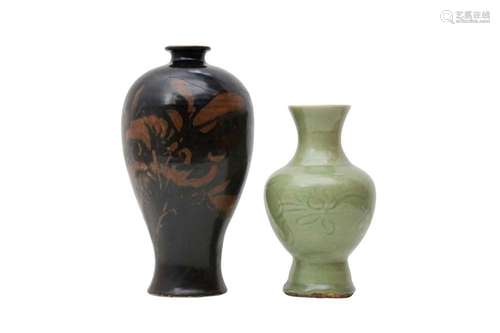 TWO CHINESE VASES