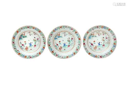 THREE CHINESE FAMILLE ROSE 'LADIES AND BOYS' DISHES