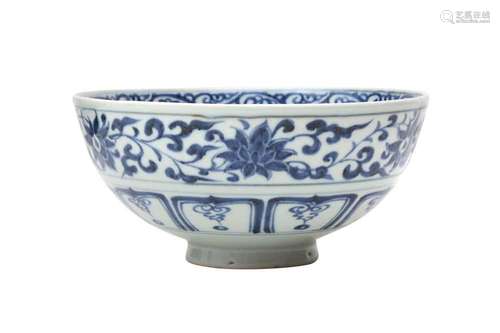 A CHINESE BLUE AND WHITE 'BLOSSOMS' BOWL