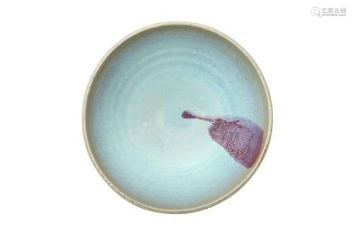 A CHINESE JUNYAO-TYPE BOWL