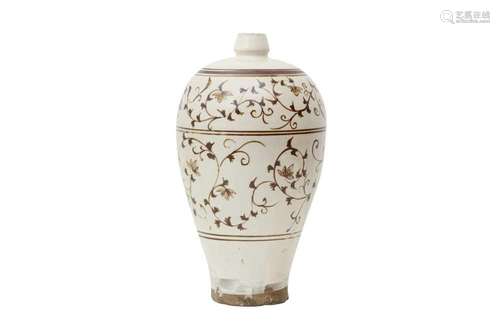 A CHINESE CIZHOU-STYLE VASE, MEIPING