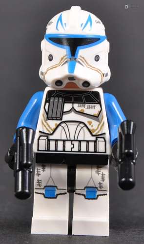 LEGO MINIFIGURE - STAR WARS - CLONE TROOPER CAPTAIN REX